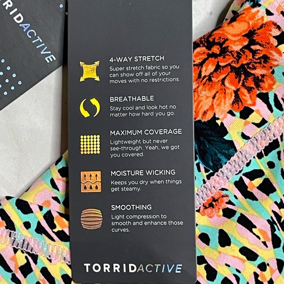 Torrid 0 active bike shorts leopard floral - Picture 6 of 6